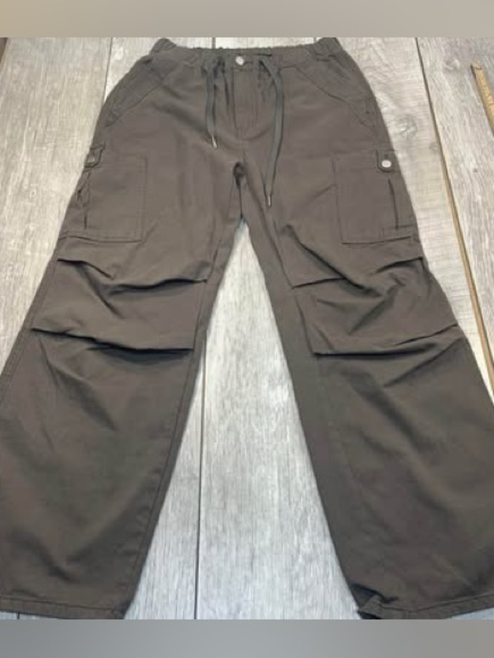 Cider women’s brown  Wide-Leg Cargo Pants size large